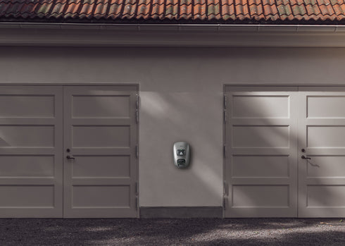 Charge Amps Dawn – 22 kW charging box / 32A, 1+3-phase / Type 2 / MID certified